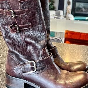 Vero Cuoio Dark Brown Leather Heeled Boots